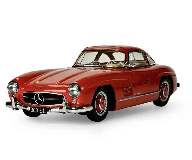 Herstellerpreis - IXO 520010114 Mercedes 300 SL Rot, 1 8 Standmodellbausatz 602 Teile - Hochdetailliert mit Licht & Sound